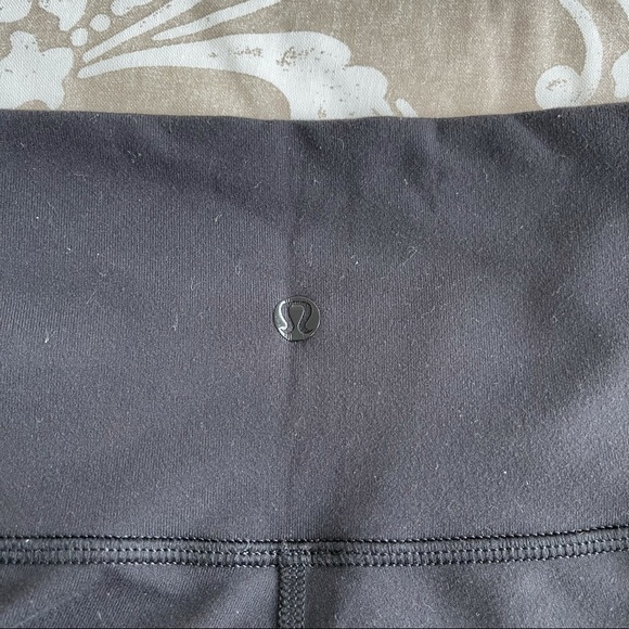 lululemon *limited edition* Tech Mesh High Times - Picture 5 of 9